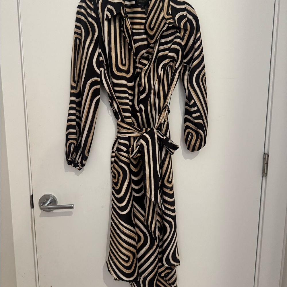 Stylish Black and Tan Dress